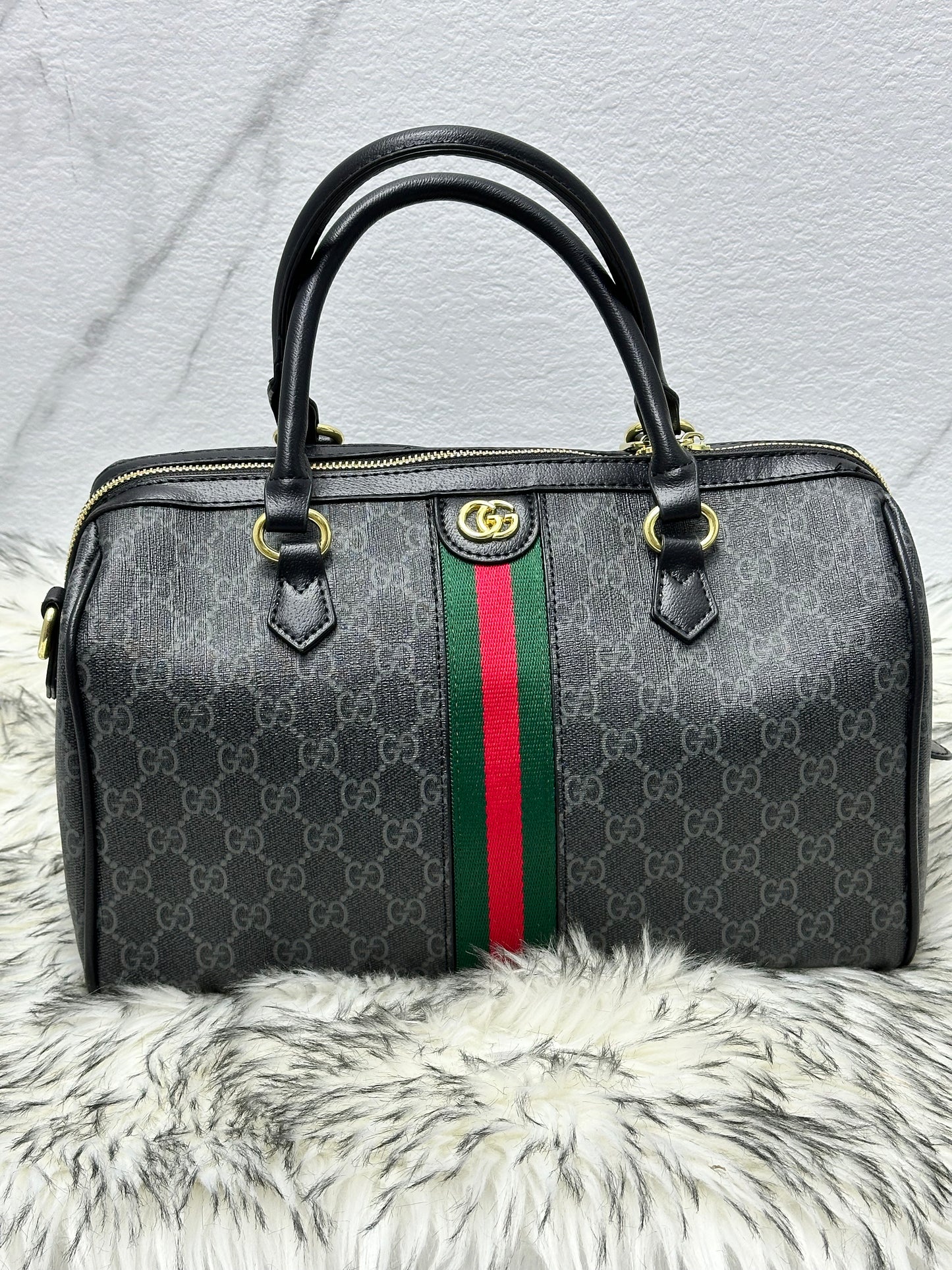 1G Duffel bag
