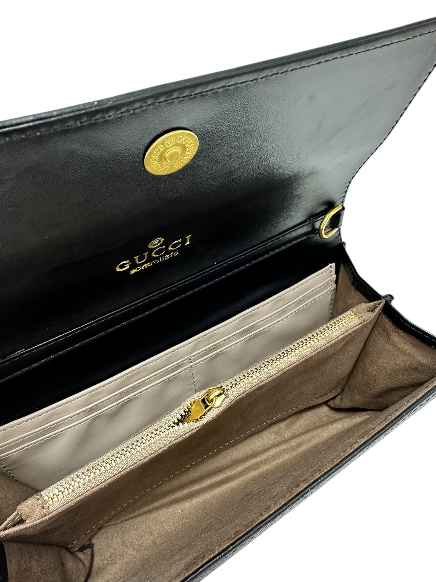01 Purse with chain sling