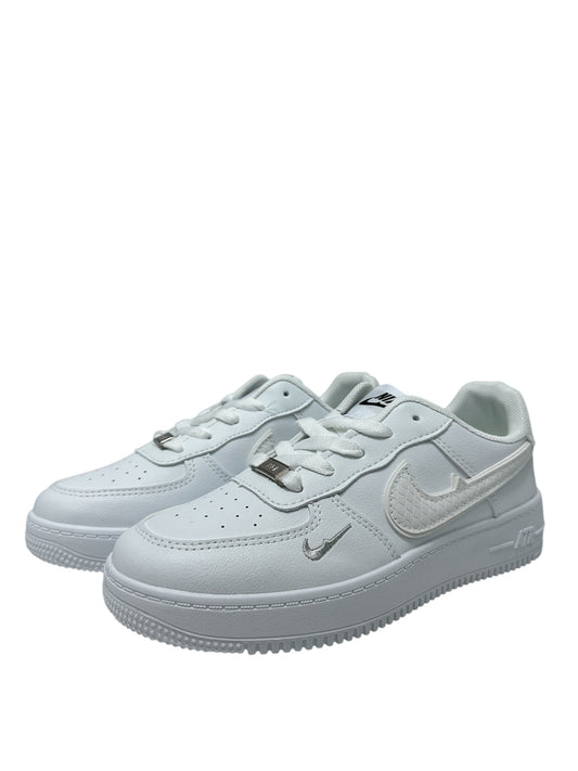 012 Sneakers